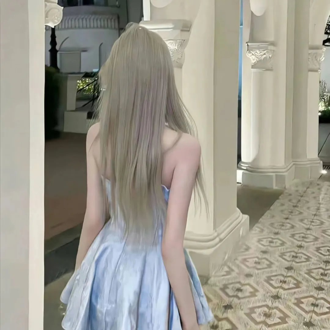 王家欣